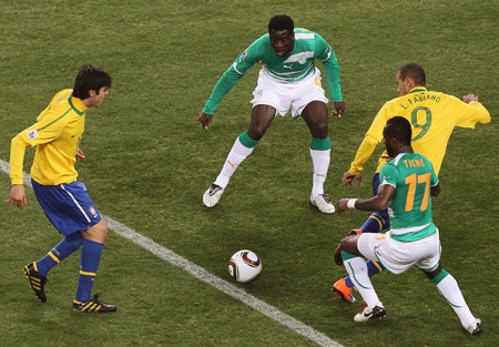 Brasil 3 X 1 Costa do Marfim: Vitória classifica o Brasil para a próxima fase