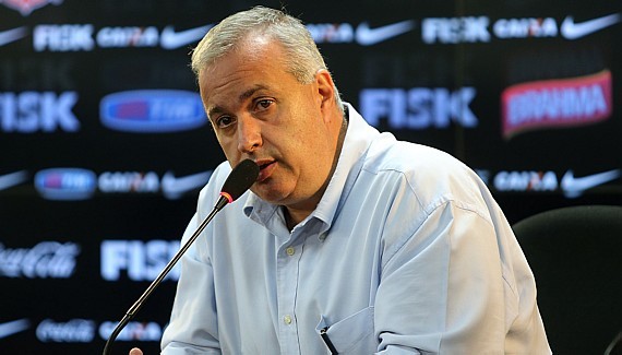 Roberto de Andrade, ex-diretor de futebol, é o candidato da situação